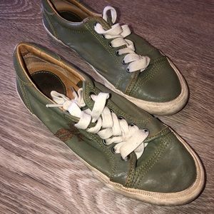 Frye Kira Low Top Sneaker Size 8